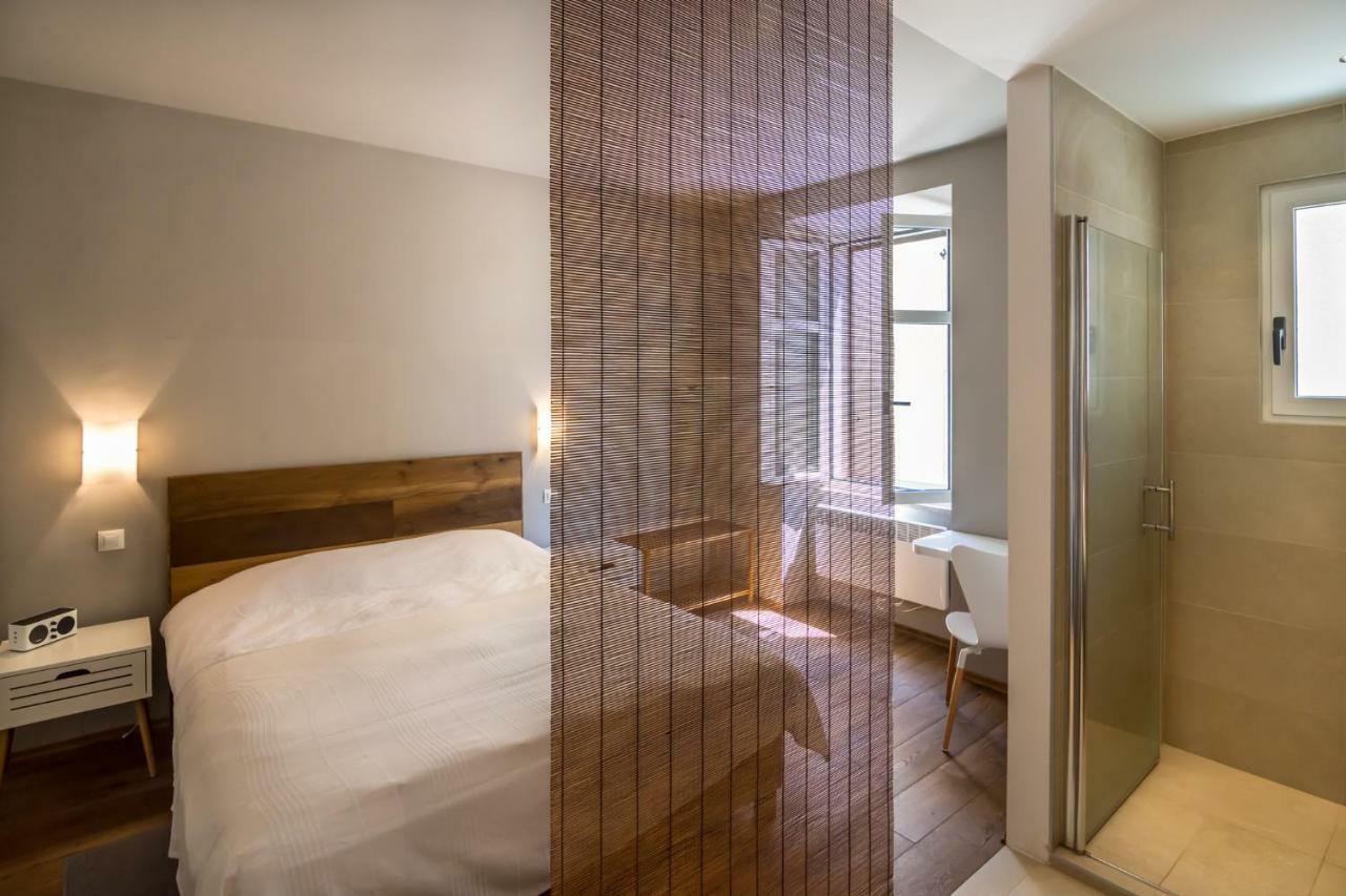 Apartment Festina Lente