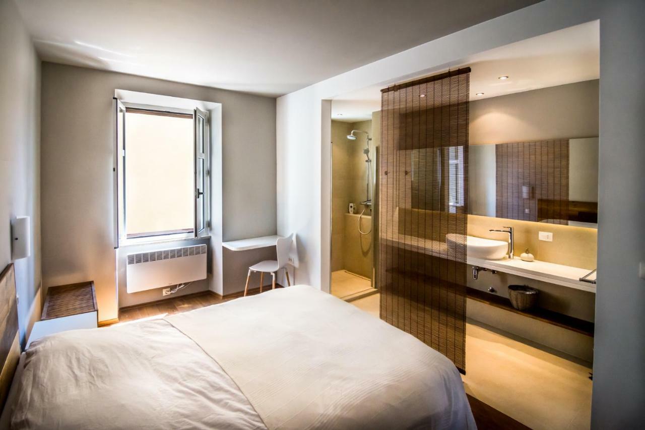 Apartment Festina Lente *